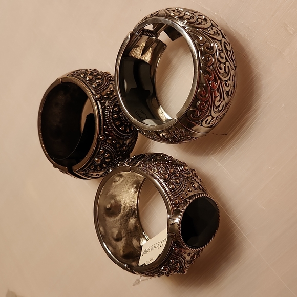 Forever 21 Jewelry - Set of 3 Chunky Statement Bracelets
